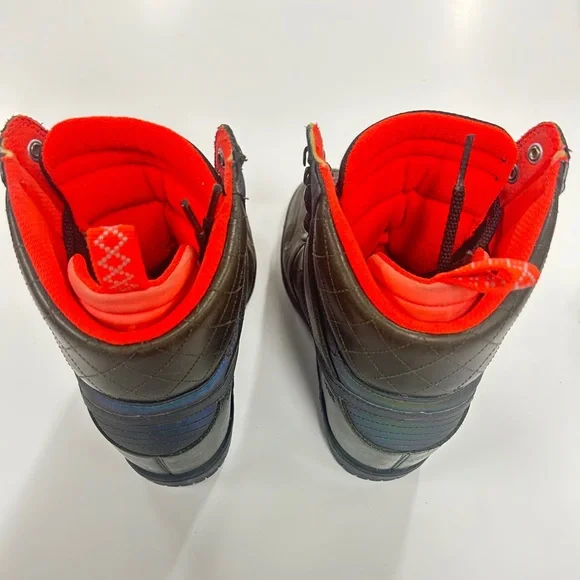 Nike Women's Wedges in Olive and Black *reflective* - Picture 4 of 6